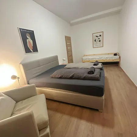 Appartement 2schlafenzimmer 5betten Montuerwhonung