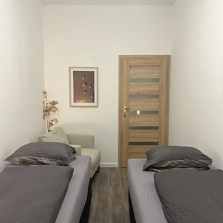 2schlafenzimmer 5betten Montuerwhonung Appartement
