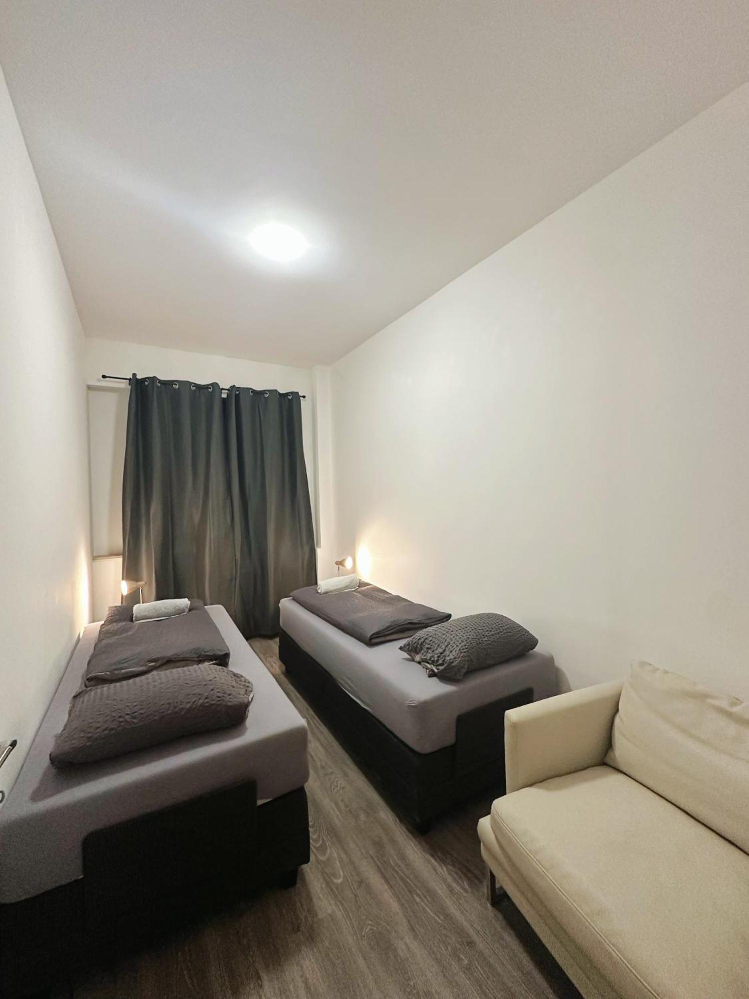 2schlafenzimmer 5betten Montuerwhonung